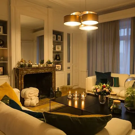 Luxueux Bourgeois De 250 M2 Climatise Rijsel