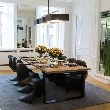 Luxueux Bourgeois De 250 M2 Climatise Rijsel