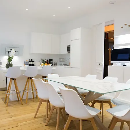 Luxueux Bourgeois De 250 M2 Climatise Apartamento Lila